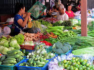 ตลาดต้นลำไย (Sompet Market)